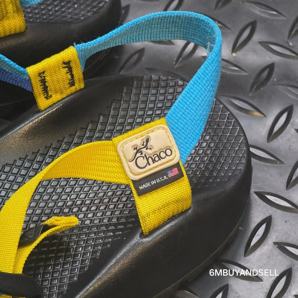 Chaco Z2 Colorado Sandals Mens 10 Blue Yellow Vibram Made in USA Hiking Strappy